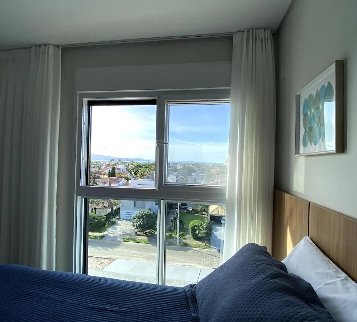 Apartamento Moderno Com 2 Quartos, A 800M Da Praia Jurere Internacional Florianópolis 0*,  Brasilien
